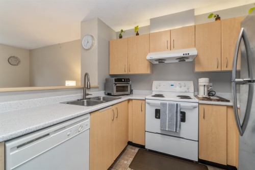 110-3588 Crowley Drive, Vancouver, BC 