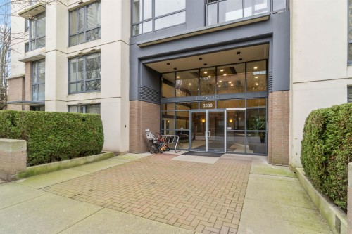 110-3588 Crowley Drive, Vancouver, BC 