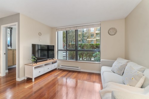 110-3588 Crowley Drive, Vancouver, BC 