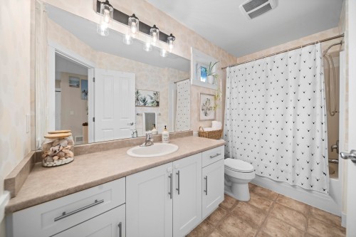 13851 232 Street, Maple Ridge, BC 