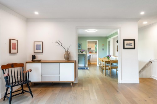 5560 Greenleaf Road, West Vancouver, BC 