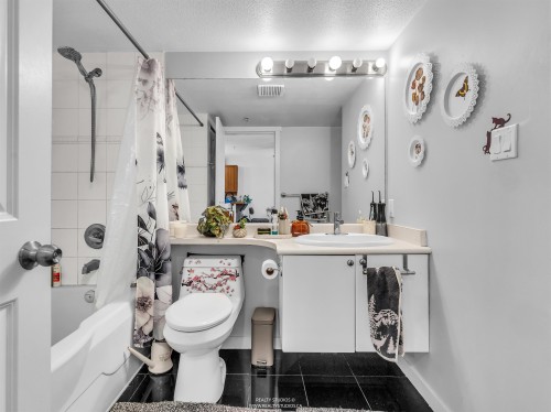 201-1432 Parkway Boulevard, Coquitlam, BC 