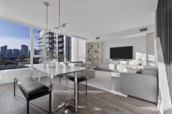 713-1887 Crowe Street  Vancouver, BC V5Y 0B4