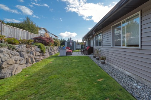 6252 Oracle Road, Sechelt, BC 