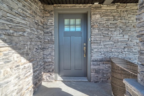 6252 Oracle Road, Sechelt, BC 