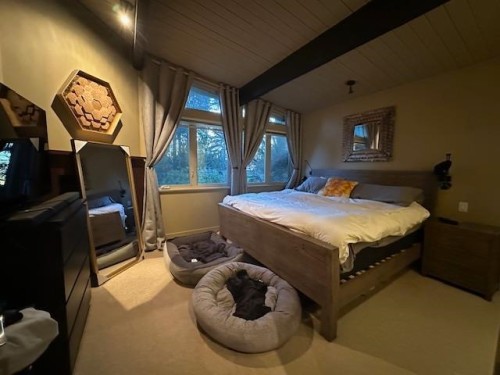 4035 Rose Crescent, West Vancouver, BC 