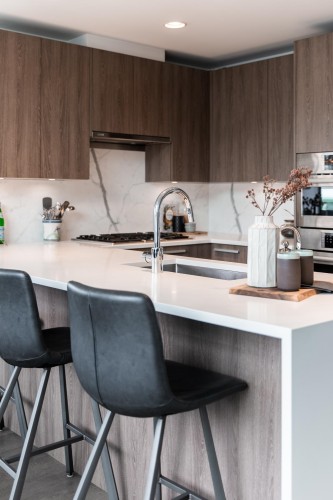 505-2738 Library Lane, North Vancouver, BC 