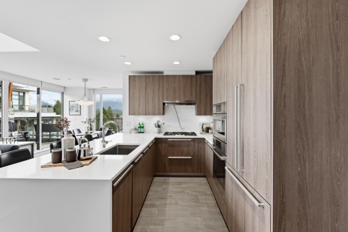 505-2738 Library Lane, North Vancouver, BC 