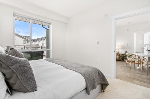 205-615 3Rd Street E, North Vancouver, BC 