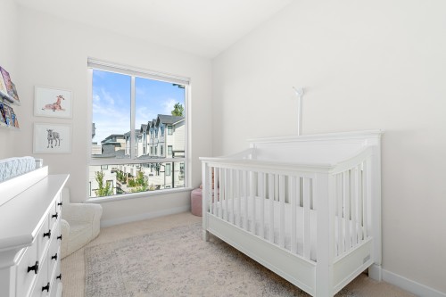 205-615 3Rd Street E, North Vancouver, BC 