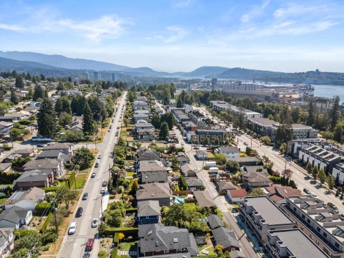 205-615 3Rd Street E, North Vancouver, BC 