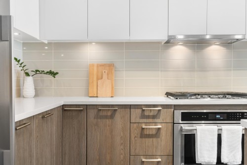 205-615 3Rd Street E, North Vancouver, BC 