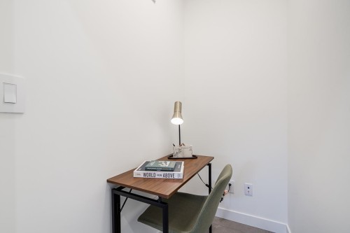 110-623 Kemsley Avenue, Coquitlam, BC 