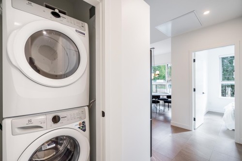 110-623 Kemsley Avenue, Coquitlam, BC 