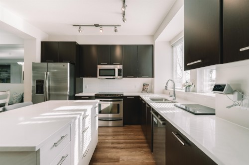 136-2418 Avon Place, Port Coquitlam, BC 