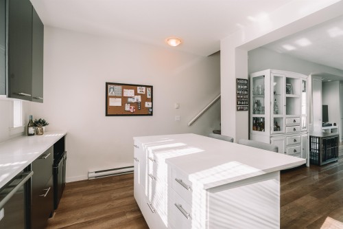 136-2418 Avon Place, Port Coquitlam, BC 