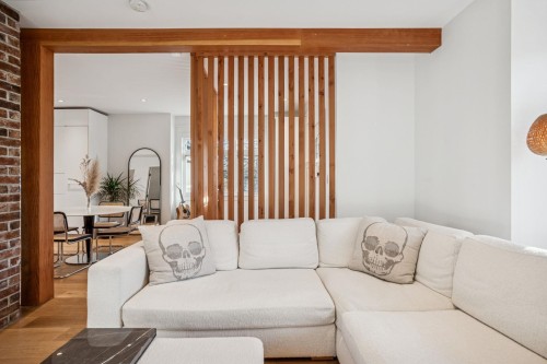 1851 16Th Avenue E, Vancouver, BC 