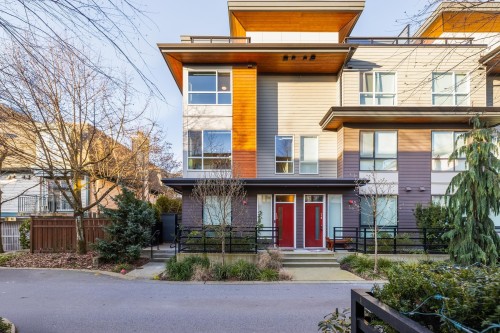 13-533 3Rd Street E, North Vancouver, BC 