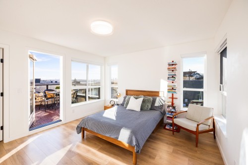 13-533 3Rd Street E, North Vancouver, BC 