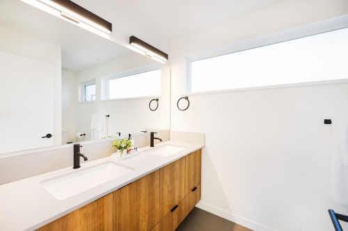 13-533 3Rd Street E, North Vancouver, BC 