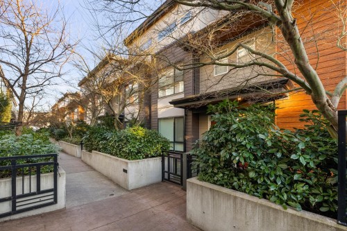 13-533 3Rd Street E, North Vancouver, BC 