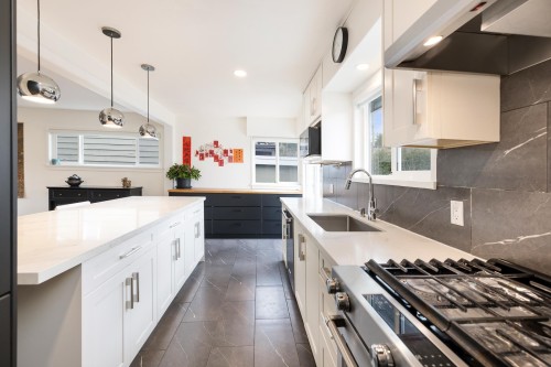 935 Beaconsfield Road, North Vancouver, BC 