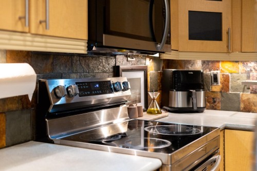 102-3122 St Johns Street, Port Moody, BC 