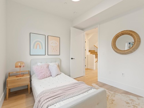 2-3919 18Th Avenue W, Vancouver, BC 