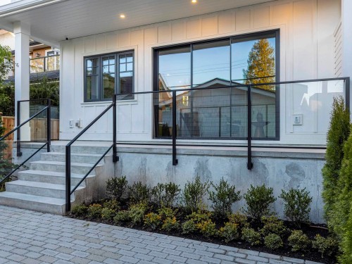 2-3919 18Th Avenue W, Vancouver, BC 