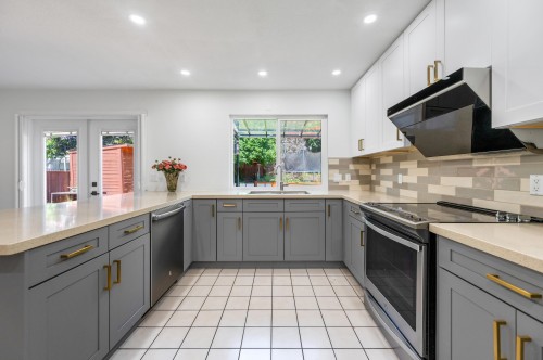 2507 Ashurst Avenue, Coquitlam, BC 