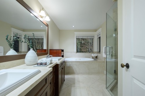 3402 Anne Macdonald Way, North Vancouver, BC 