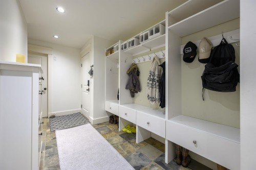 3402 Anne Macdonald Way, North Vancouver, BC 