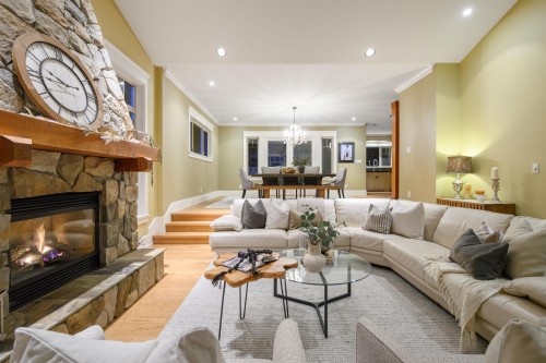 3402 Anne Macdonald Way, North Vancouver, BC 