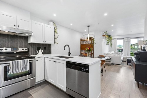 232-4550 Fraser Street, Vancouver, BC 