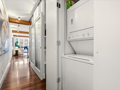 301-1275 Hamilton Street, Vancouver, BC 