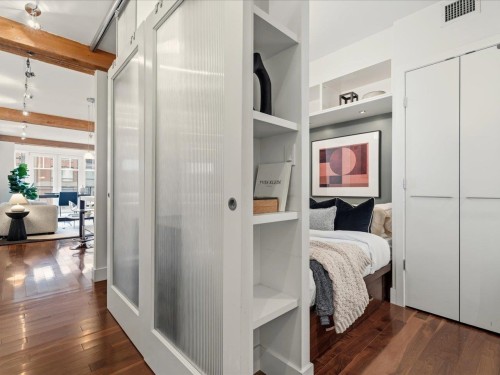 301-1275 Hamilton Street, Vancouver, BC 