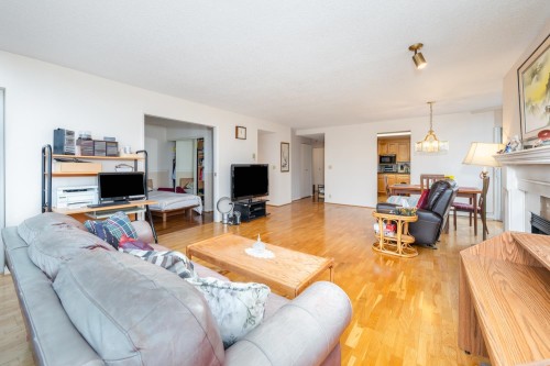 1601-6282 Kathleen Avenue, Burnaby, BC 