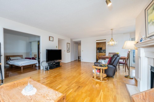 1601-6282 Kathleen Avenue, Burnaby, BC 