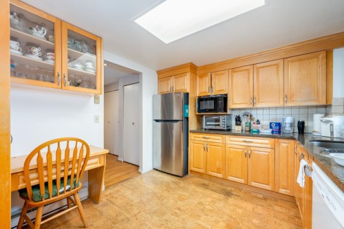 1601-6282 Kathleen Avenue, Burnaby, BC 