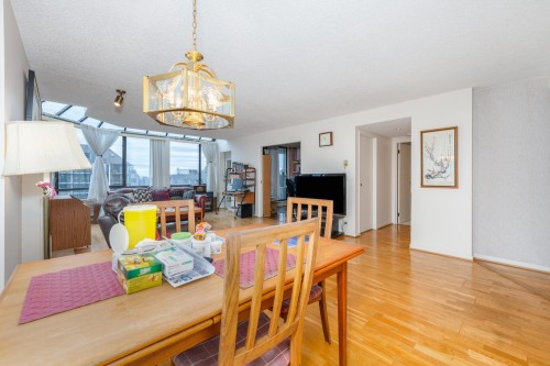 1601-6282 Kathleen Avenue, Burnaby, BC 