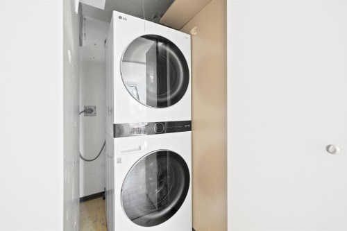 3192 Mountain Highway, North Vancouver, BC 