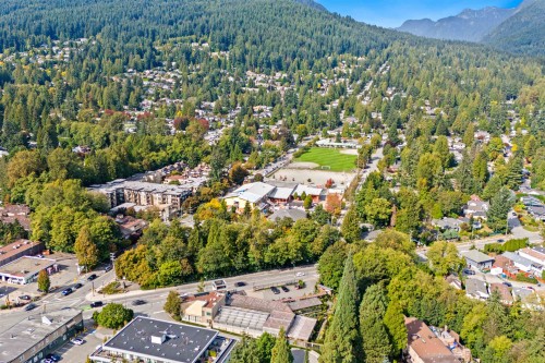 3192 Mountain Highway, North Vancouver, BC 