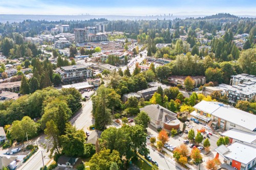 3192 Mountain Highway, North Vancouver, BC 