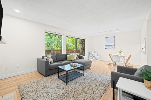 3192 Mountain Highway, North Vancouver, BC 