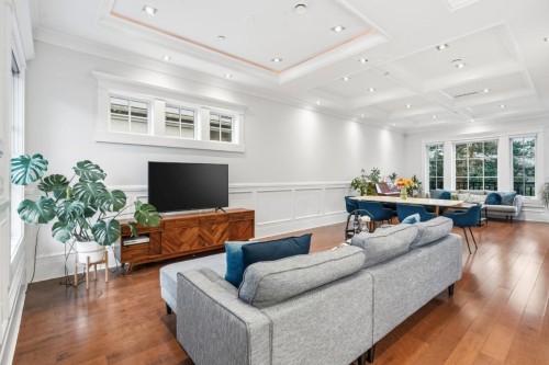 5058 Dunbar Street, Vancouver, BC 