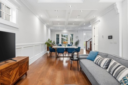 5058 Dunbar Street, Vancouver, BC 