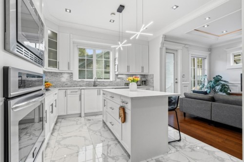 5058 Dunbar Street, Vancouver, BC 