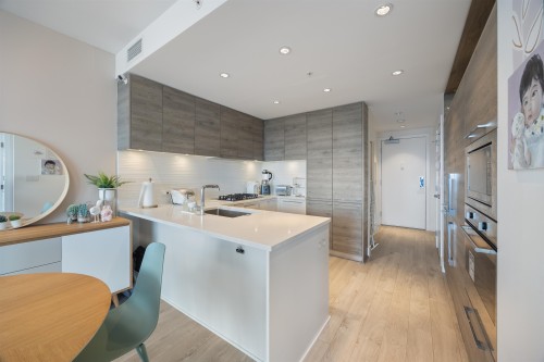 2106-7303 Noble Lane, Burnaby, BC 