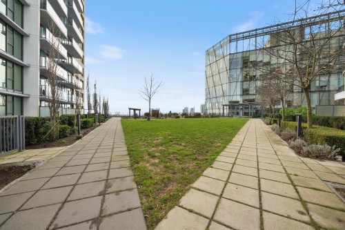 2106-7303 Noble Lane, Burnaby, BC 