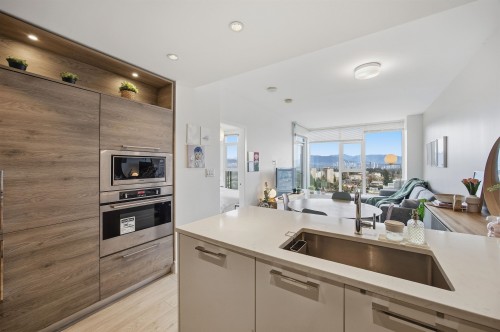 2106-7303 Noble Lane, Burnaby, BC 